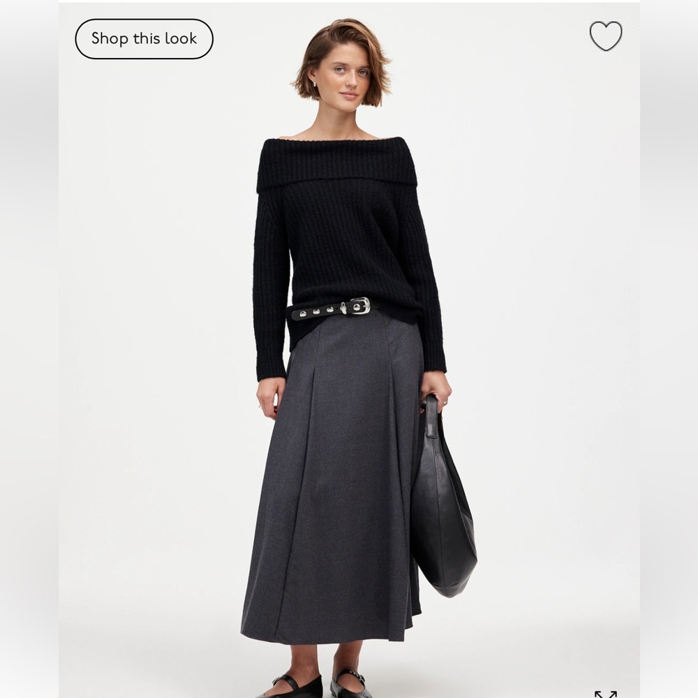 Madewell black ribbed off the shoulder turtle neck sweater.